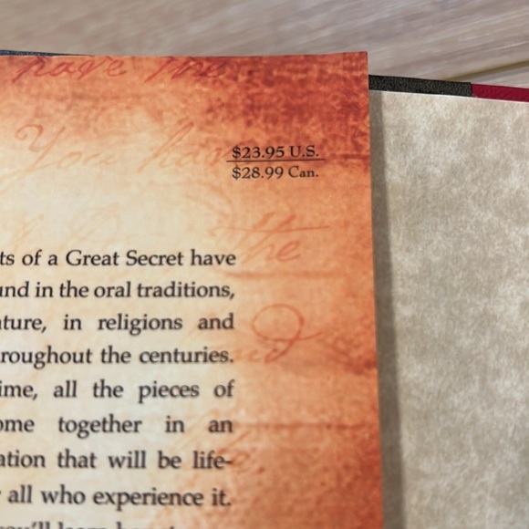 The Secret book by Rhonda Byrne - Picture 5 of 5